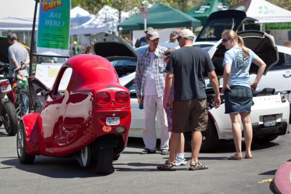 California’s Gas Car Ban and 12 Other States That May End Their Mandates
