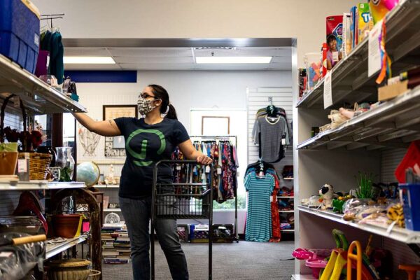 14 Budget Hacks That Actually Work Even If You’re Living On A Fixed Income