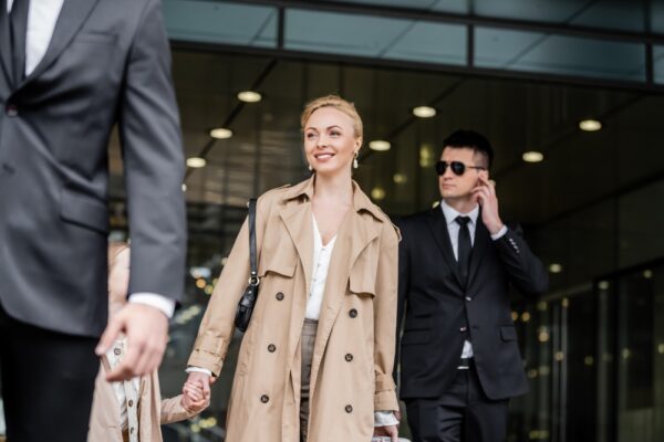 14 Reasons Wealthy People Guard Their Privacy So Fiercly